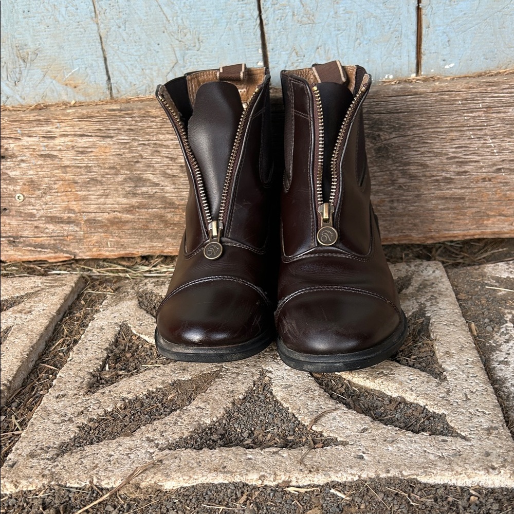 Paddock boots ladies size 4